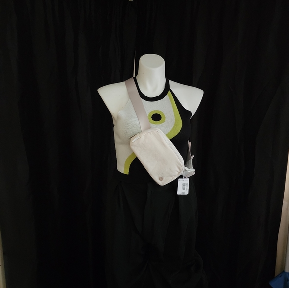 Luluelemon Brand NWT (2) - Picture 3 of 5